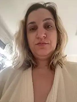 Bia_sexynovaes on StripChat