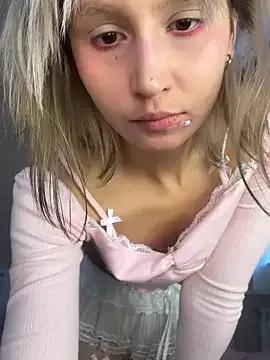 bigbabykiki on StripChat