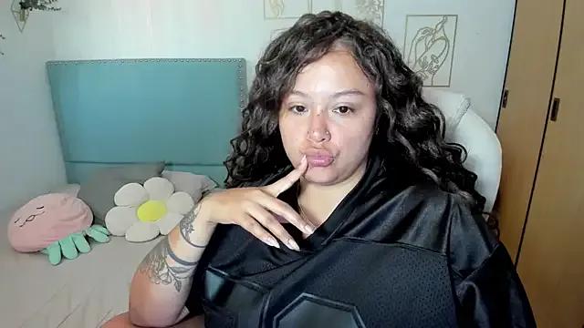 bigbooty-30 on StripChat