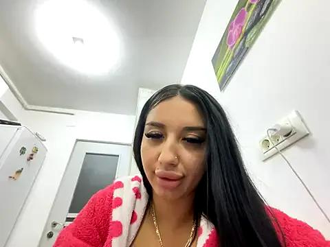 BlueEyes_BB on StripChat