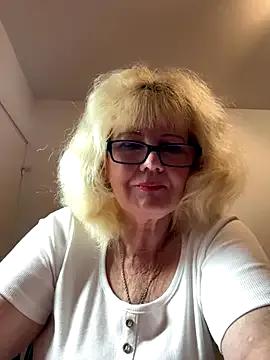 BoloshkaBlonda on StripChat