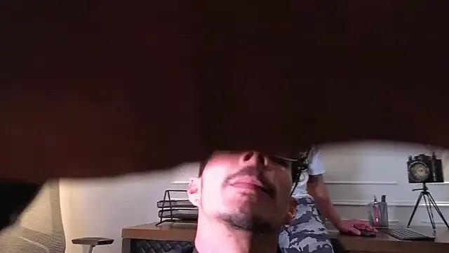 boysonfiree on StripChat