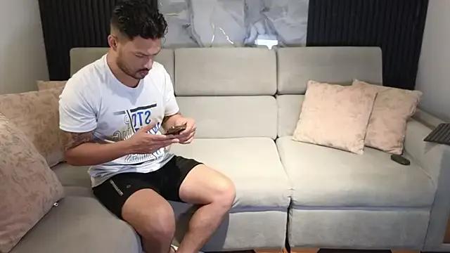 boysonfiree on StripChat