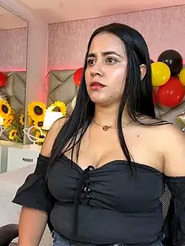 Brenda_Garcia on StripChat