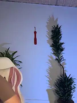 bri_von_dhara__ on StripChat