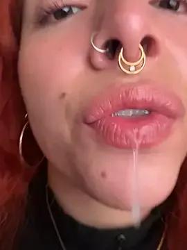 bri_von_dhara__ on StripChat