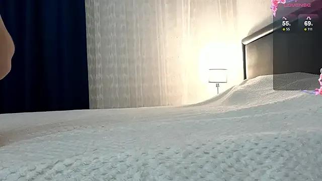 Brilliant-Kiss on StripChat