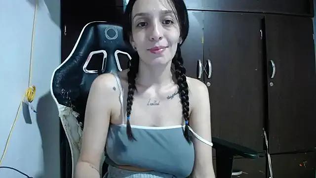 bulma_milk on StripChat