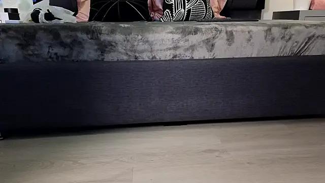 Calipso_Parisi on StripChat