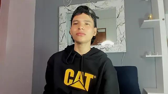 camillo_virgil on StripChat