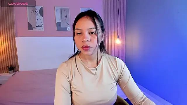 candy_lux30 on StripChat