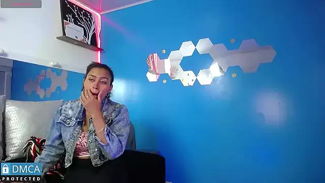 CarolRodriguez_ on StripChat