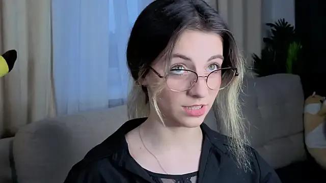 CasandraMickell on StripChat