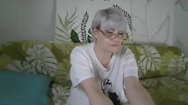 Catty_Lady on StripChat