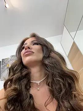 CelineReys on StripChat