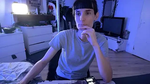 CeriseLapine on StripChat