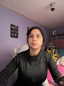 charlotte_stevenss_ on StripChat