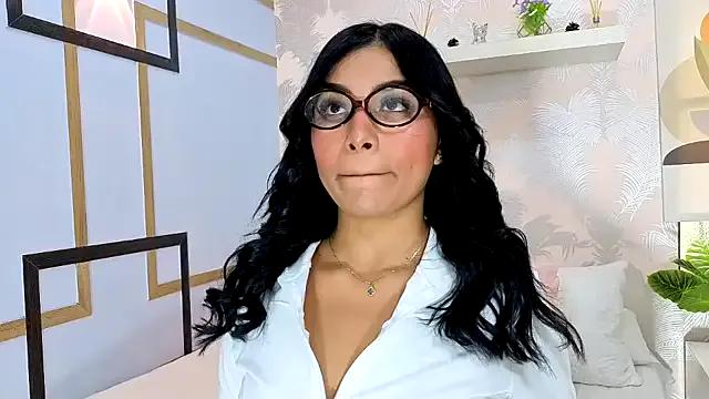 CharlotteGraay on StripChat