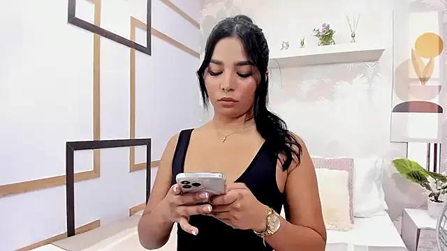 CharlotteGraay on StripChat