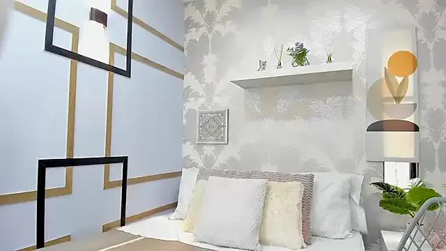 CharlotteGraay on StripChat