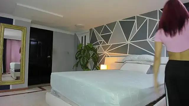 charolbruce_1 on StripChat