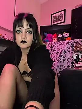 CherryHeart69 on StripChat
