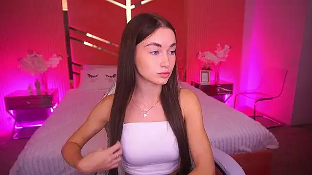 CherryyLulu on StripChat