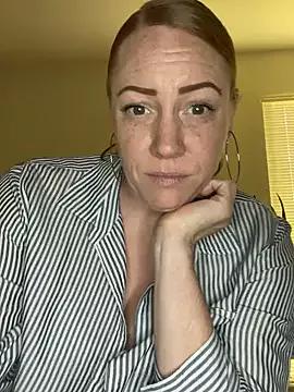 ChiliRoja on StripChat