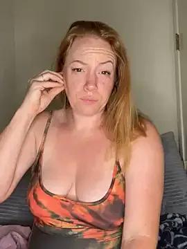 ChiliRoja on StripChat