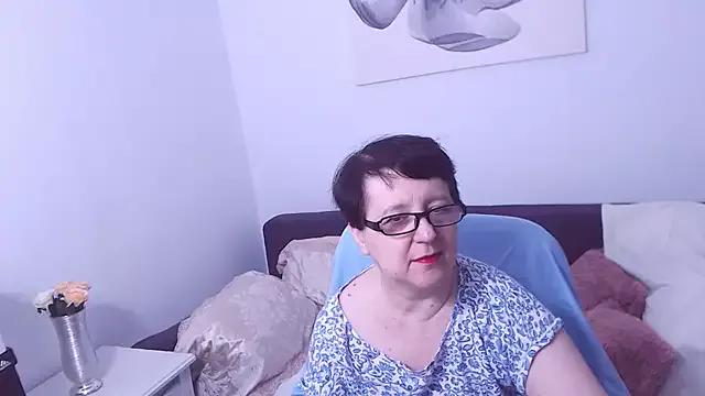 ChristaRose on StripChat