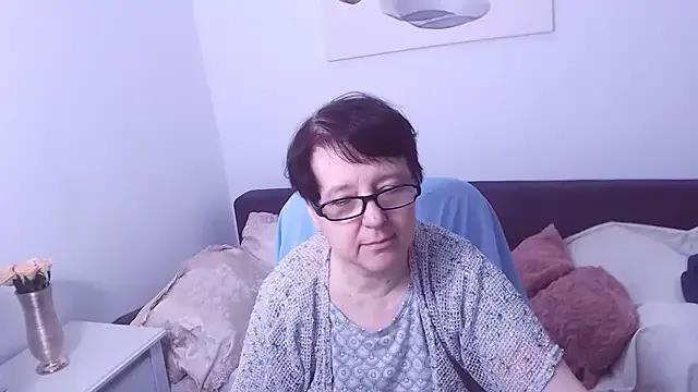 ChristaRose on StripChat