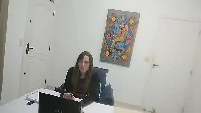 ClaraRenzi on StripChat