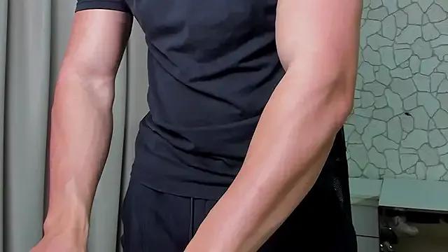 ClintMasters on StripChat