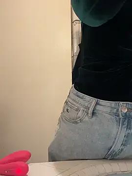 ClumsyLink on StripChat