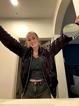 ClumsyLink on StripChat