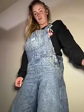 ClumsyLink on StripChat