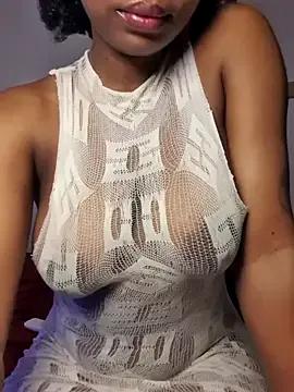 cocoluvx on StripChat