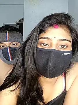 COLAMBIA_X_GURL on StripChat