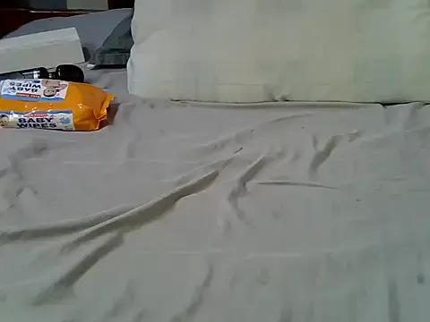 Crazy_dol on StripChat