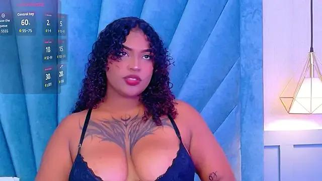 Cristal-Jonnes on StripChat