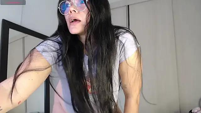 cristal_sexybody on StripChat