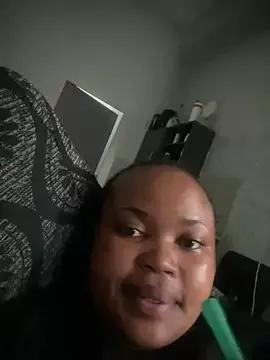 Curveysinaa on StripChat