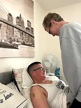 Curvy-Jinx on StripChat