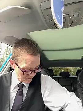 Curvy-Jinx on StripChat