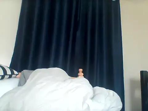 curvy_natallie on StripChat