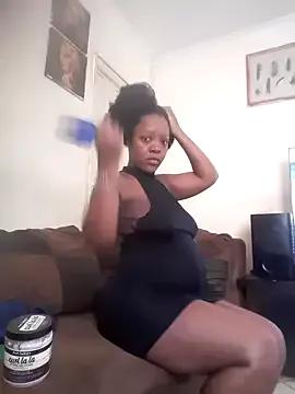 curvysexybody on StripChat