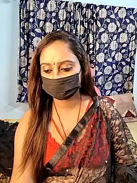 Cute-lusi on StripChat