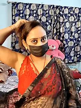 Cute-lusi on StripChat