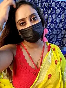 Cute-lusi on StripChat