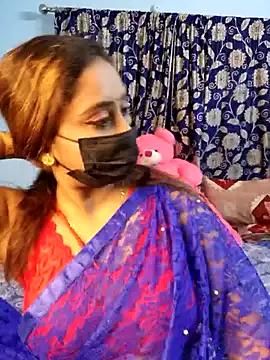 Cute-lusi on StripChat